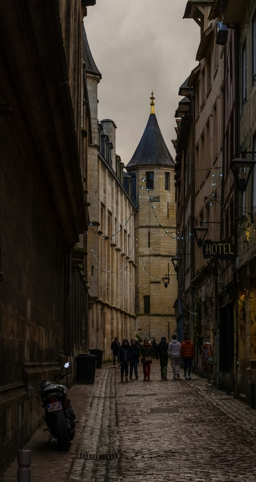 Día 11 — Brujas → Rouen — Barry Talley (unsplash)