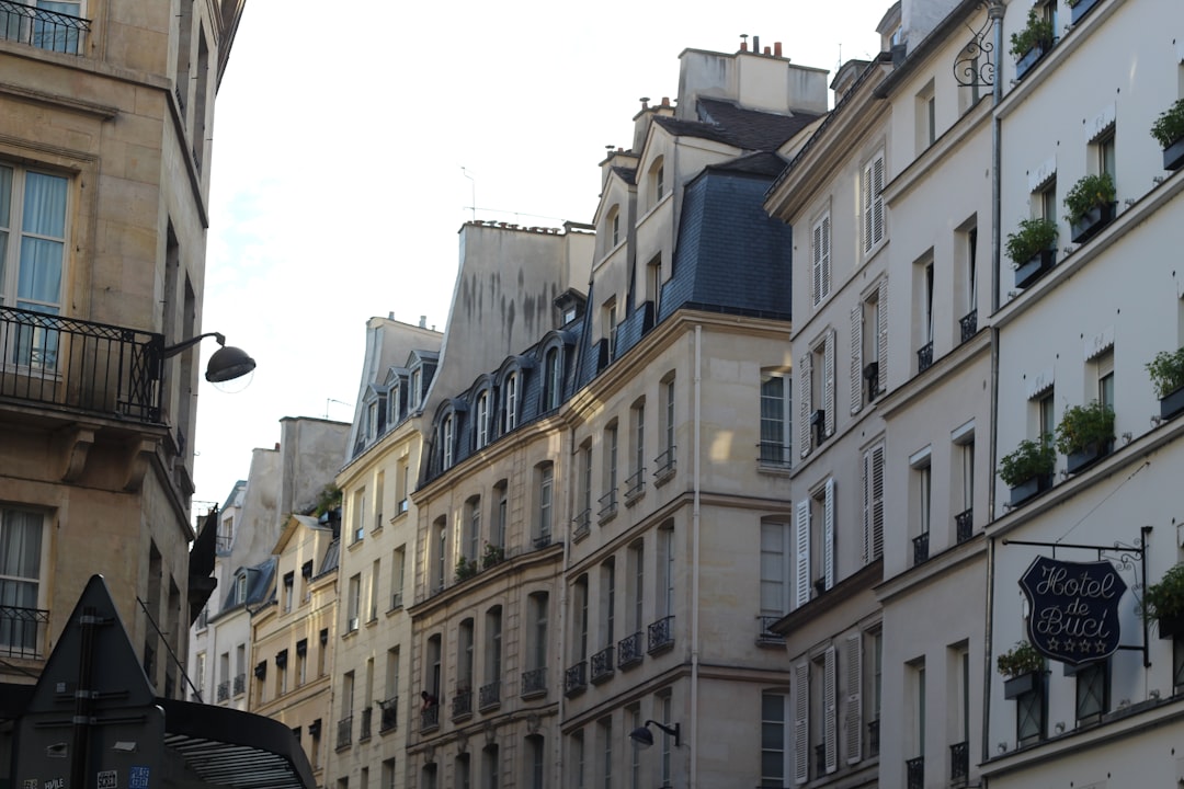 Día 13 — París — Libre — Cecilia Miraldi (unsplash)