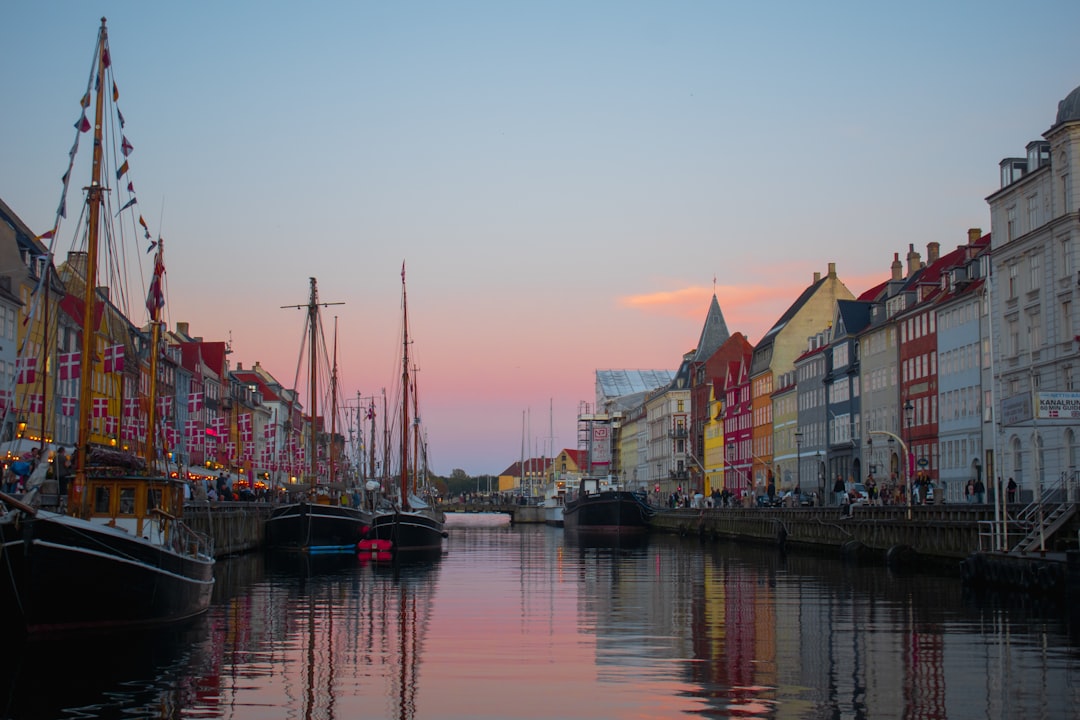 Día 2 — Copenhague — Libre — vierra vincent (unsplash)