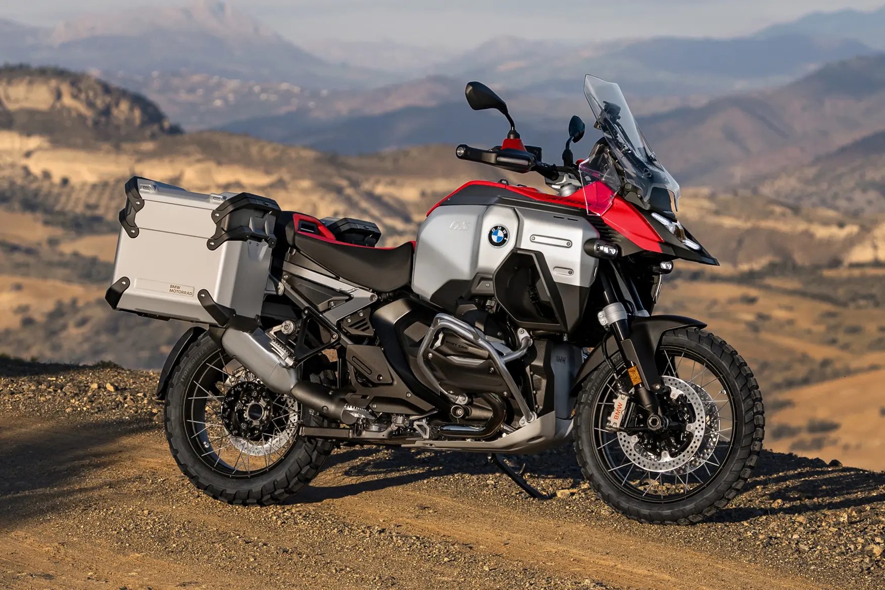 Cómo Planificar Rutas en Moto: La Guía Definitiva para el Motociclista Aventurero